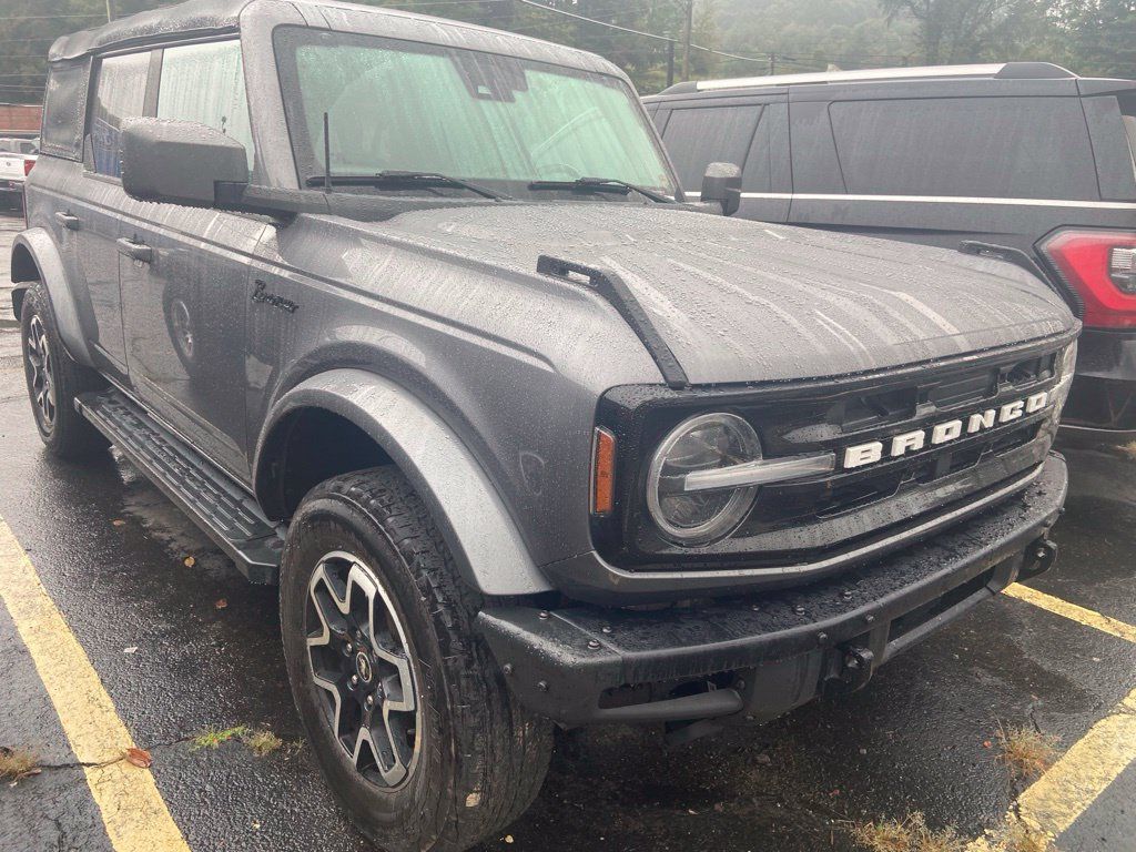 Used 2023 Ford Bronco Outer Banks AWD/4WD image 11