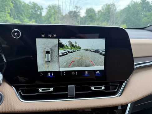 New 2025 Chevrolet Equinox ACTIV w/ Safety and Technology Package image 13