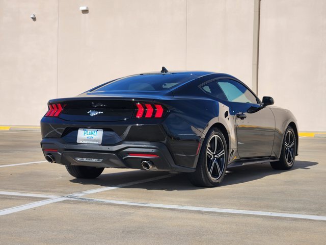 Used 2024 Ford Mustang Coupe RWD image 5
