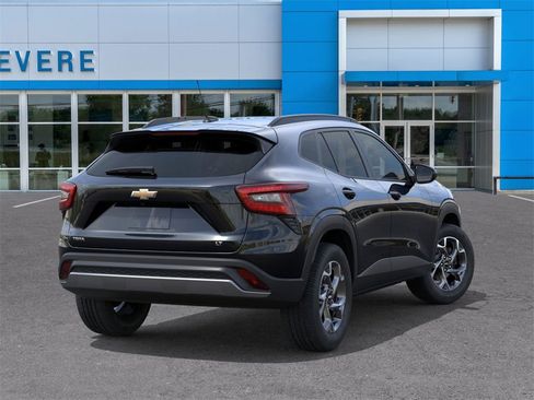 New 2026 Chevrolet Trax LT w/ Sunroof Package image 4