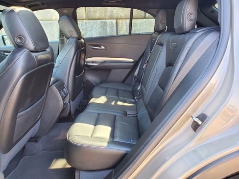 Certified 2022 Cadillac XT4 Premium Luxury w/ Enhanced Visibility Package image 39
