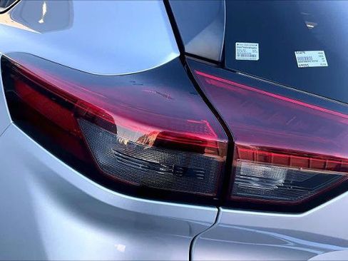 Certified 2024 Nissan Rogue SV image 27