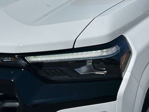 New 2026 Chevrolet Colorado Z71 w/ Technology Package AWD/4WD image 9