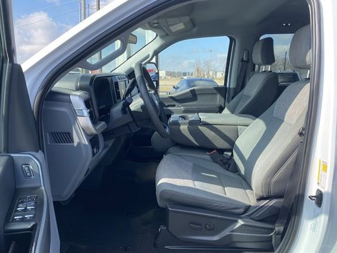 Used 2024 Ford F250 XLT image 10