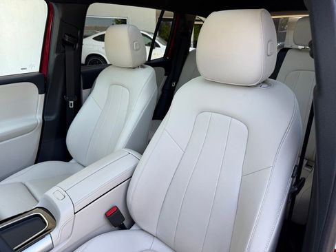 Certified 2026 Mercedes-Benz GLB 250 image 19