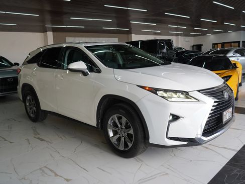 Used 2019 Lexus RX 350L FWD image 3