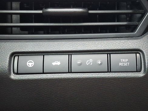 Used 2019 Nissan Altima 2.5 SV AWD/4WD image 24