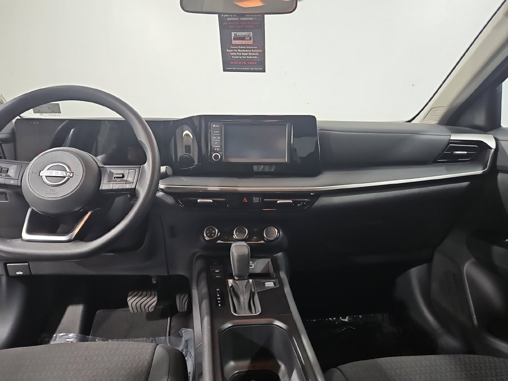 Certified 2025 Nissan Kicks S AWD/4WD image 19