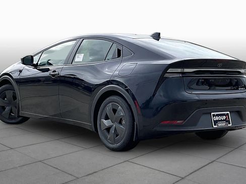 New 2026 Toyota Prius Plug-In Hybrid FWD image 11