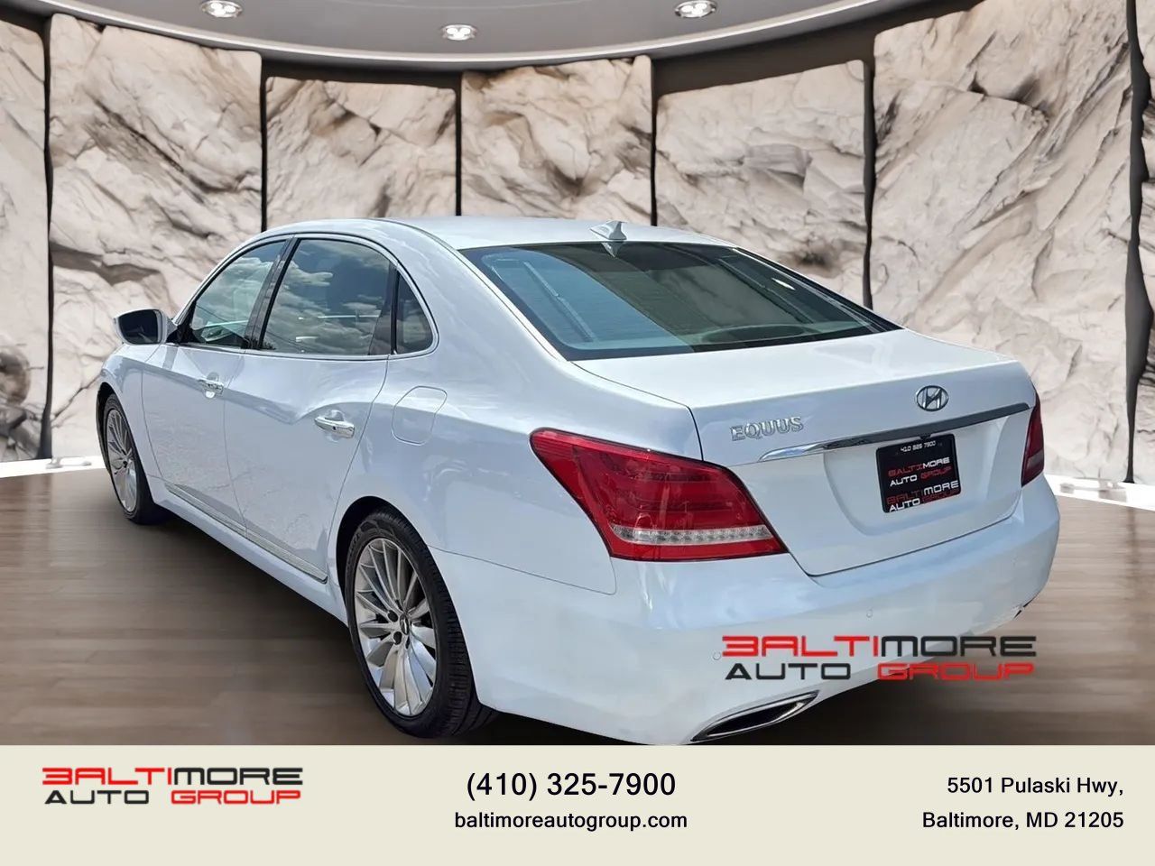Used 2014 Hyundai Equus Signature RWD image 6