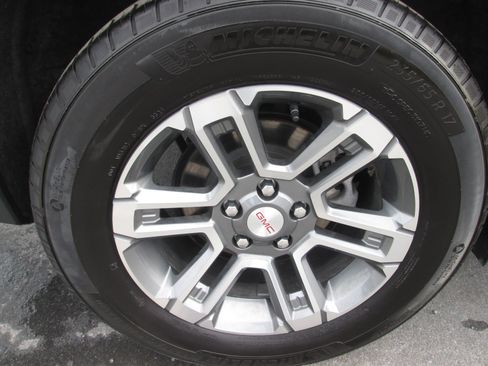 Certified 2025 GMC Terrain Elevation image 28