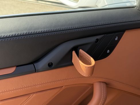 Used 2024 Porsche 911 GT3 RS image 40