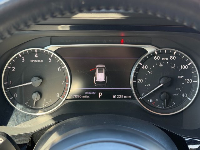 Used 2025 Nissan Pathfinder SV FWD image 21