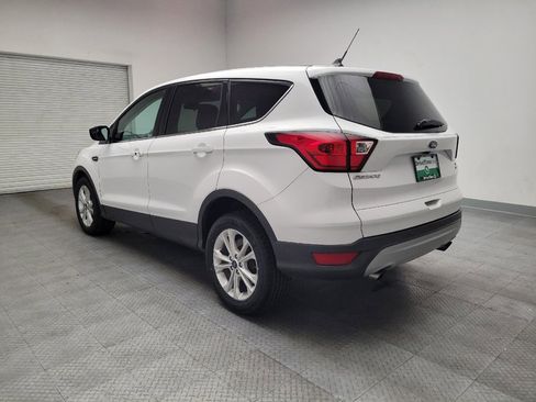 Used 2019 Ford Escape SE FWD image 5