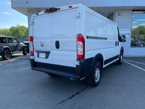 Used 2025 RAM ProMaster 2500 w/ Convenience Group FWD image 5