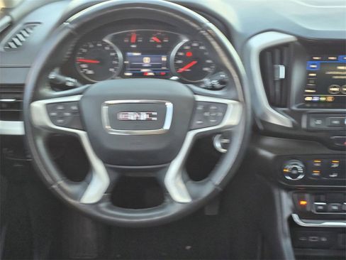 Used 2021 GMC Terrain SLE w/ Elevation Edition image 15
