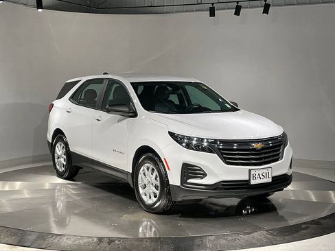 Used 2024 Chevrolet Equinox LS FWD image 38