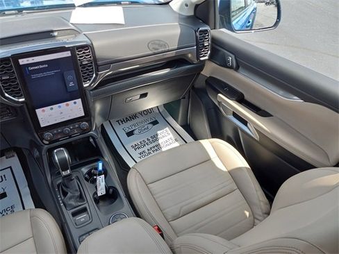 Used 2024 Ford Ranger Lariat w/ Advanced Towing Package image 16