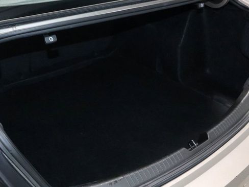 Used 2023 Chevrolet Malibu LT image 13