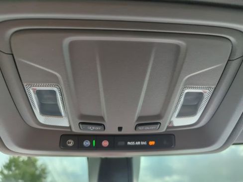 Used 2019 Chevrolet Silverado 1500 Custom Trail Boss w/ Custom Convenience Package image 25