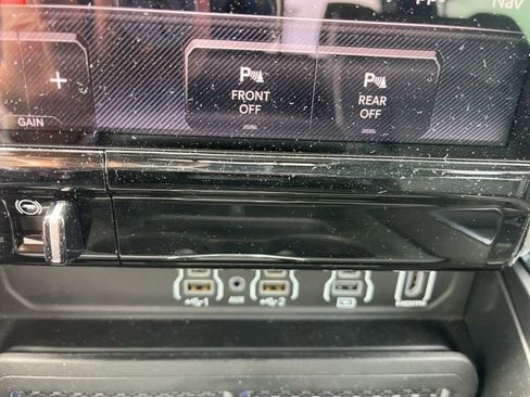 Used 2026 RAM 1500 Laramie w/ Night Edition AWD/4WD image 16
