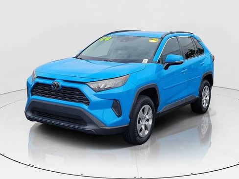 Used 2020 Toyota RAV4 LE w/ Carpet Mat Package FWD image 25