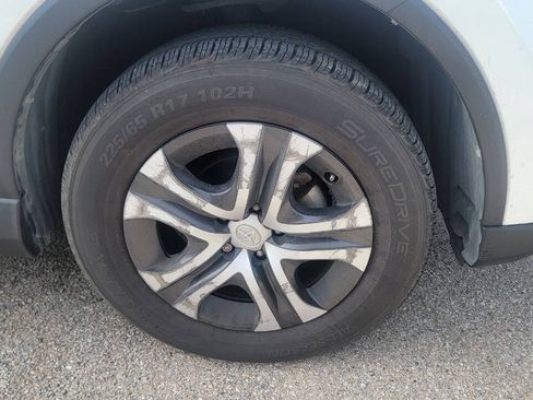 Used 2016 Toyota RAV4 LE FWD image 14