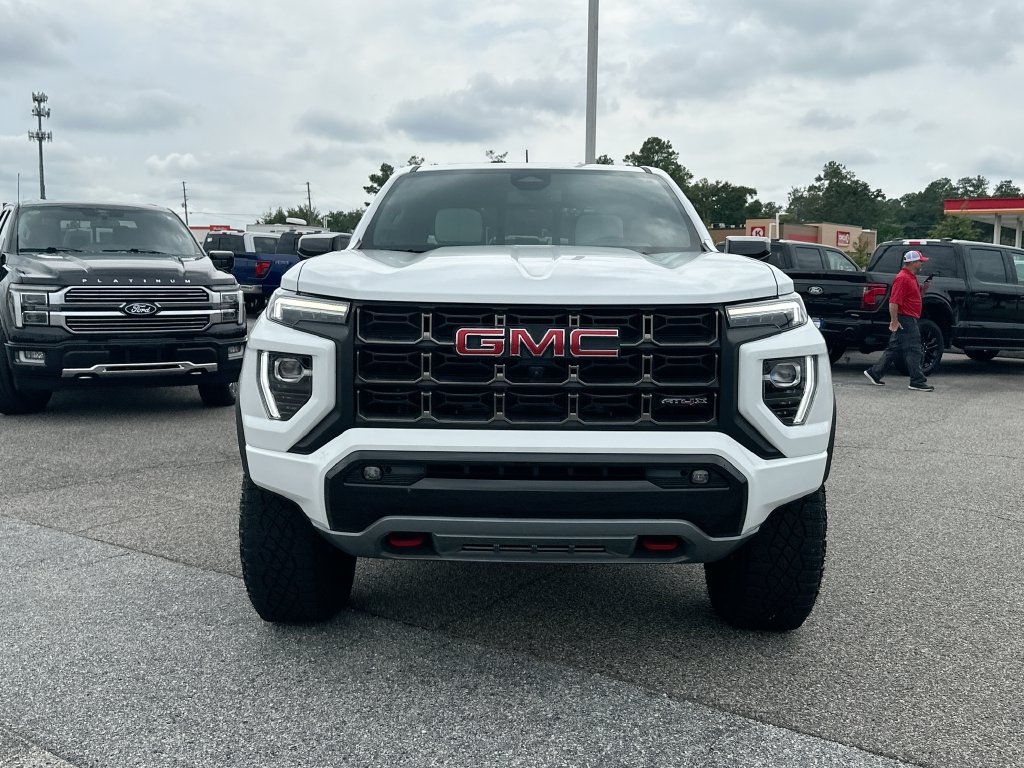 Used 2024 GMC Canyon AT4X AWD/4WD image 5