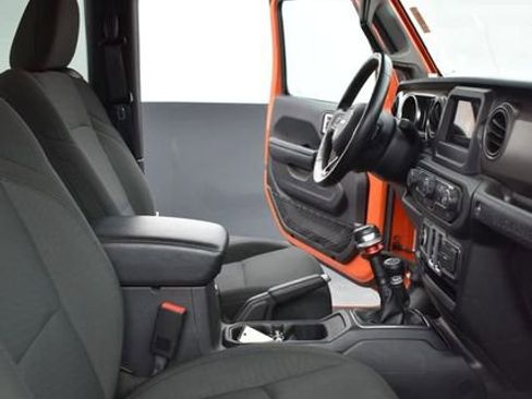 Used 2020 Jeep Wrangler Sport image 10