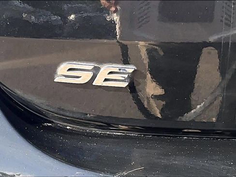 Used 2020 Hyundai Elantra SE w/ Cargo Package (C1) FWD image 10