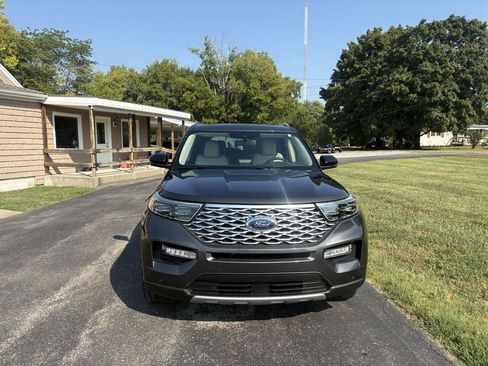 Used 2020 Ford Explorer Platinum w/ Premium Technology Package AWD/4WD image 7