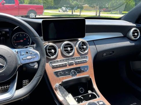 Used 2019 Mercedes-Benz C 300 Sedan image 6