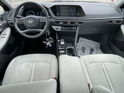 Used 2022 Hyundai Sonata SE FWD image 11