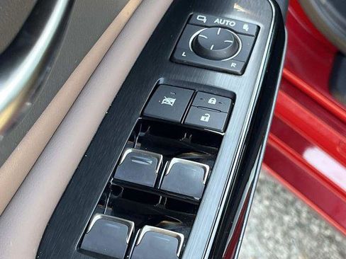 Certified 2025 Lexus ES 350 w/ Premium Package FWD image 29