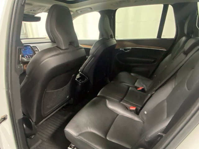 Used 2023 Volvo XC90 B5 Plus w/ Protection Package Premier AWD/4WD image 13