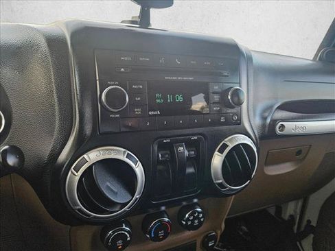 Used 2013 Jeep Wrangler Sahara w/ Connectivity Group AWD/4WD image 12