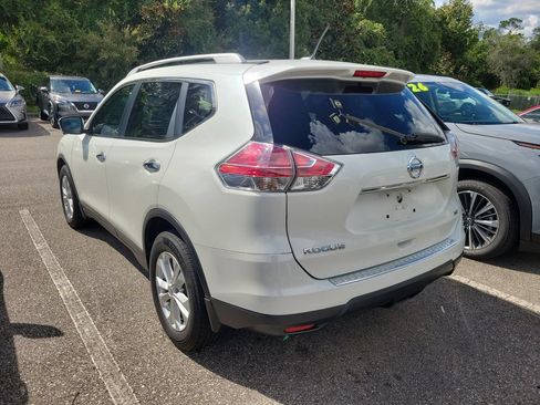 Used 2015 Nissan Rogue SV w/ SV Premium Package FWD image 4