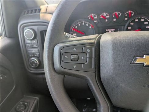 New 2025 Chevrolet Silverado 1500 Custom image 15
