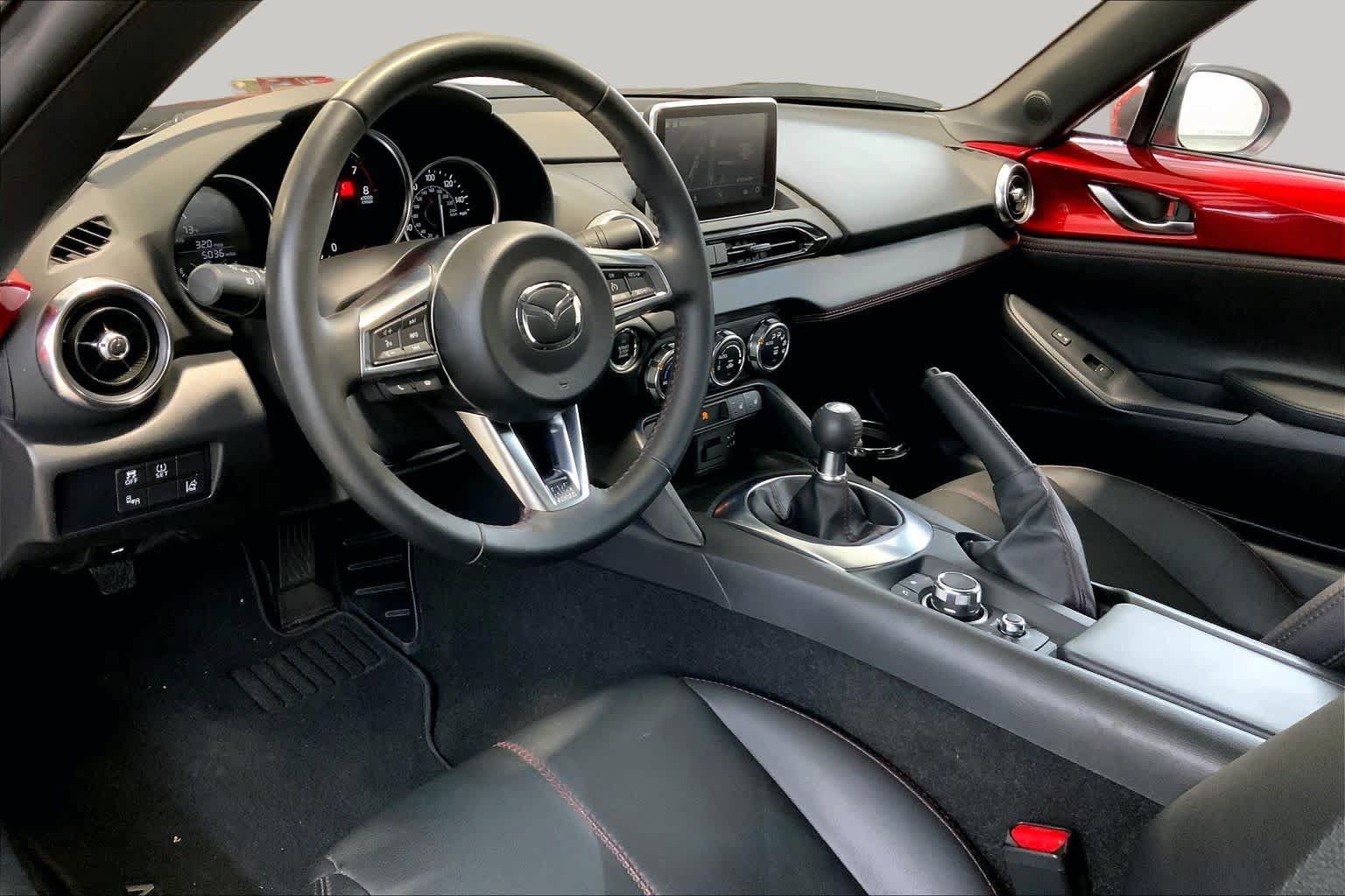 Used 2016 MAZDA MX-5 Miata Grand Touring RWD image 17