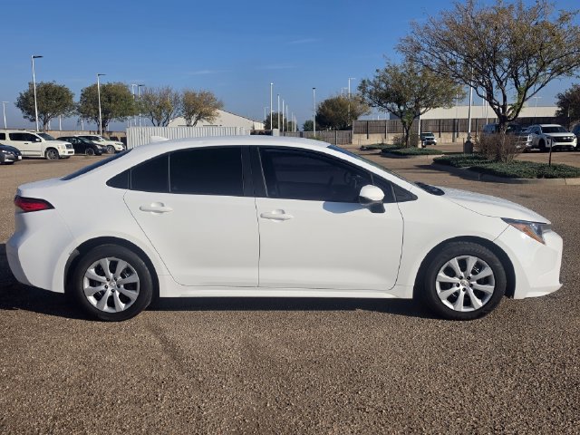 Used 2023 Toyota Corolla LE FWD image 5