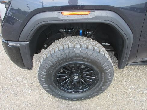 New 2026 GMC Sierra 2500 AT4X AWD/4WD image 13