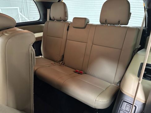 Used 2016 Toyota Sequoia SR5 image 23