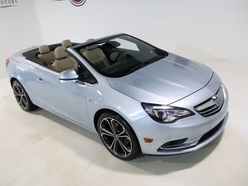 Used 2018 Buick Cascada Premium FWD image 10