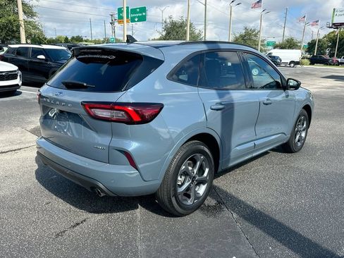 Used 2023 Ford Escape ST-Line w/ Tech Pack #1 AWD/4WD image 5
