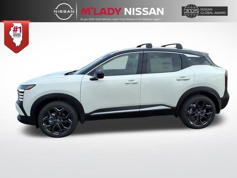 New 2026 Nissan Kicks SR w/ SR Premium Package image 5