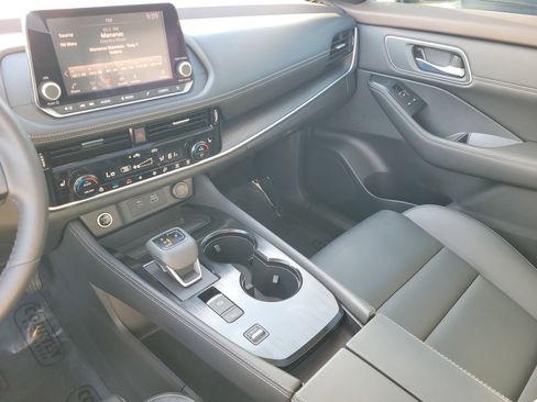 Certified 2021 Nissan Rogue SL image 37