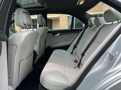 Used 2013 Mercedes-Benz C 250 Sedan w/ Multimedia Pkg image 20
