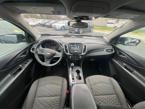 Used 2018 Chevrolet Equinox LT AWD/4WD image 27