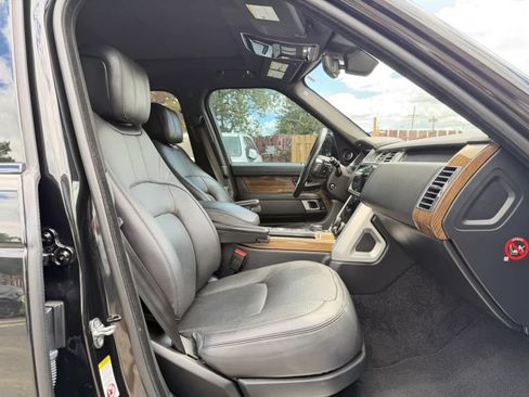 Used 2018 Land Rover Range Rover Supercharged AWD/4WD image 30