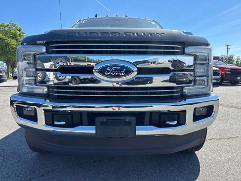 Used 2019 Ford F350 Lariat w/ Lariat Ultimate Package AWD/4WD image 2